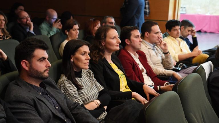 Seis propuestas para mejorar la la eficacia, la eficiencia y el trabajo de los empleados de la ONCE