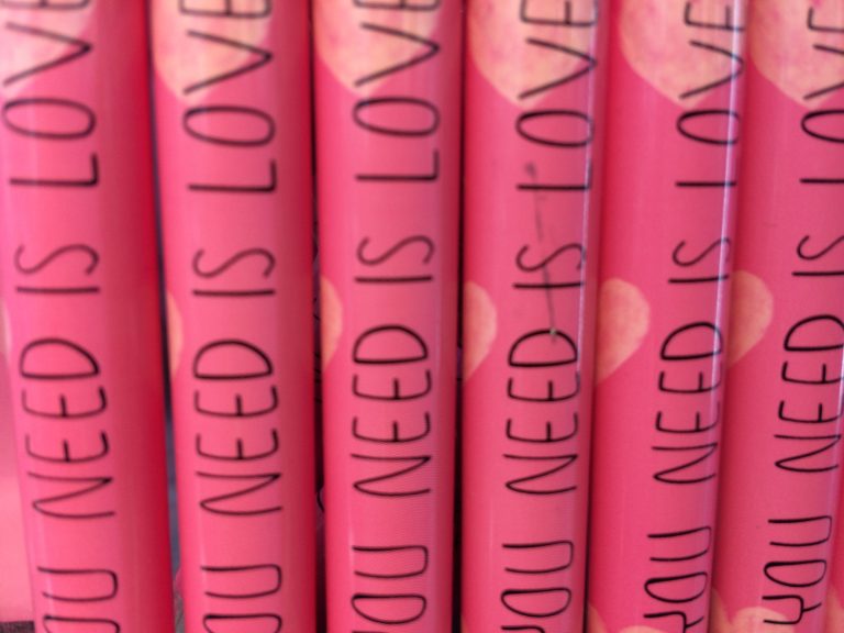 Robots cuidadores, guapos y con habilidades emocionales