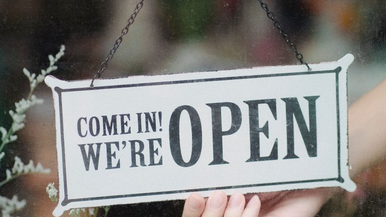 Empresa y Sociedad en una página